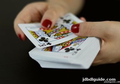 推牌九适应性打法精要：从jdb电子下载地址开启智能博弈之旅